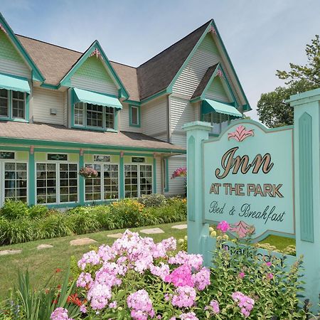 Inn At The Park Bed And Breakfast South Haven Exterior photo