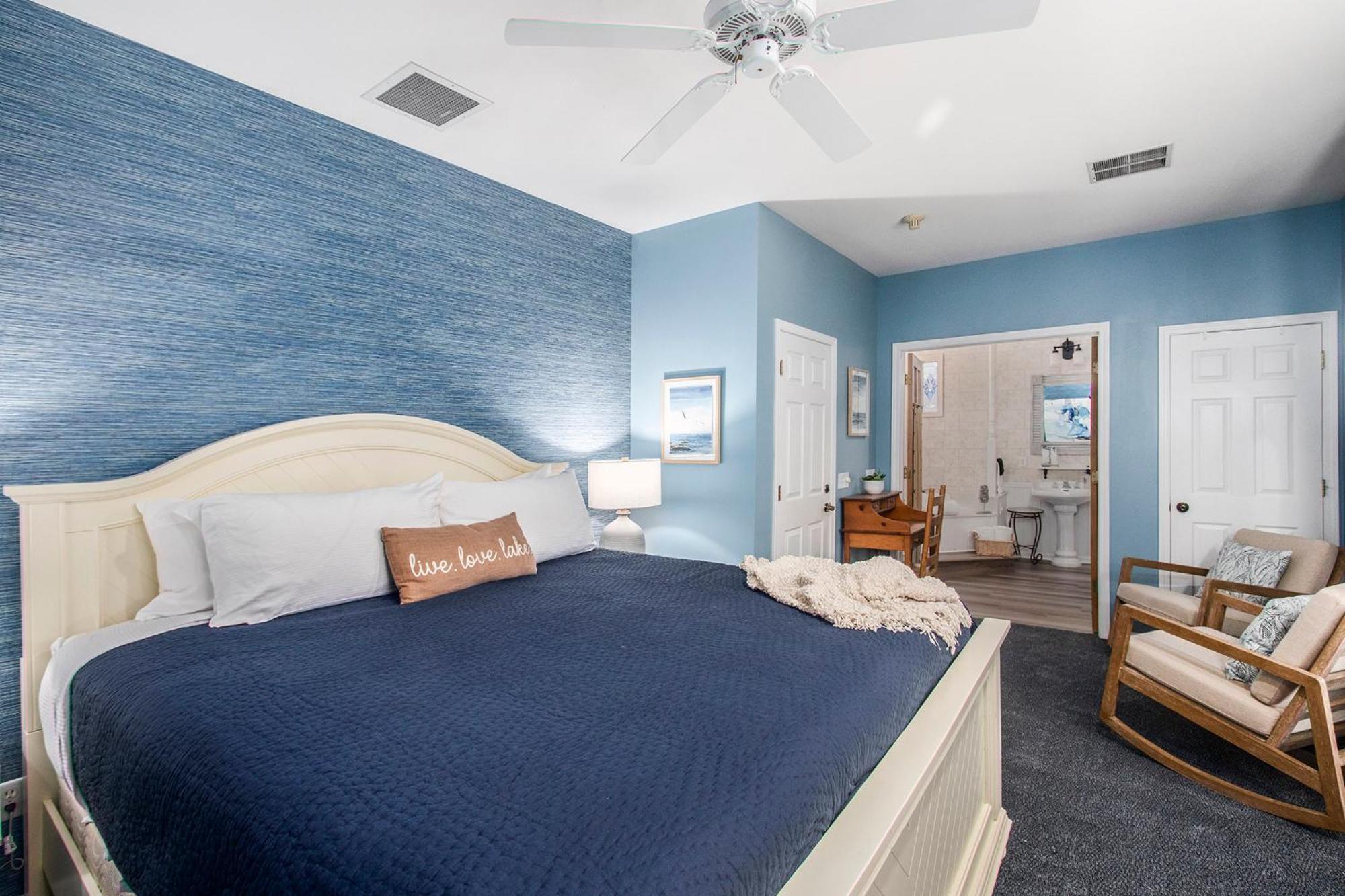 Inn At The Park Bed And Breakfast South Haven Room photo